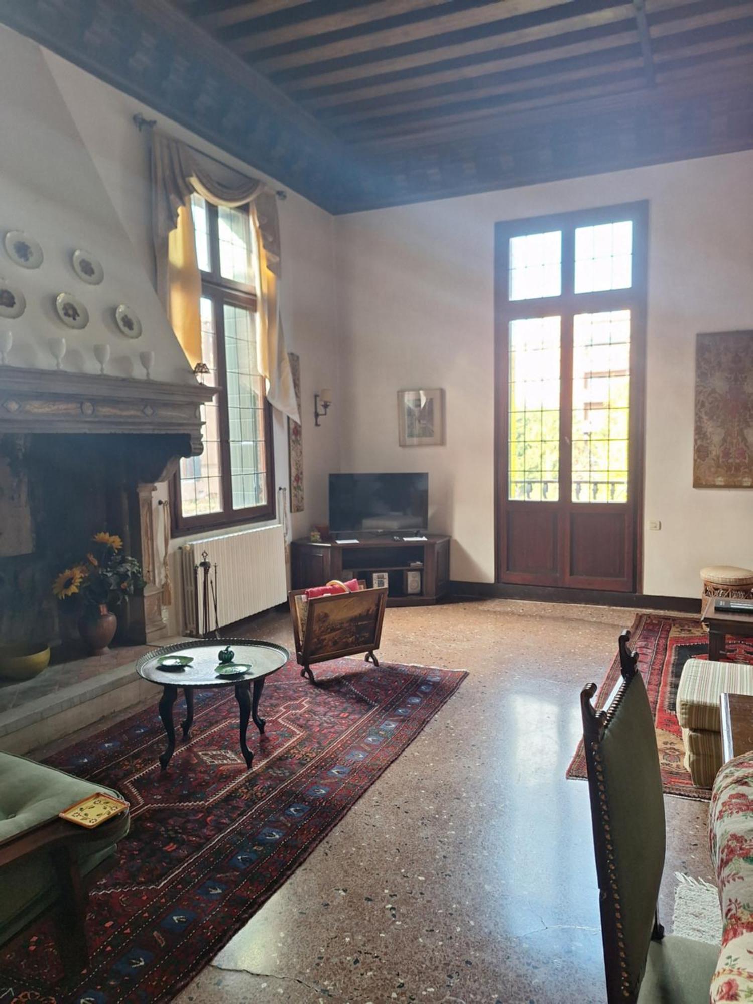 Appartamenti Inside Palazzo Foscarini Венеция Екстериор снимка