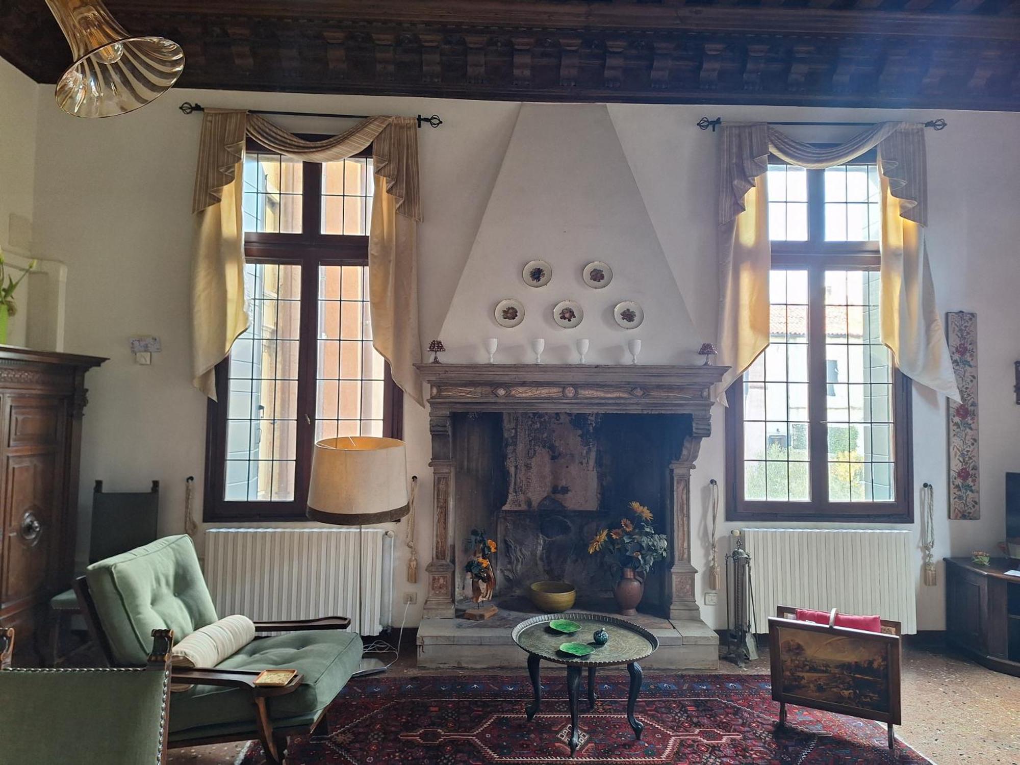 Appartamenti Inside Palazzo Foscarini Венеция Екстериор снимка