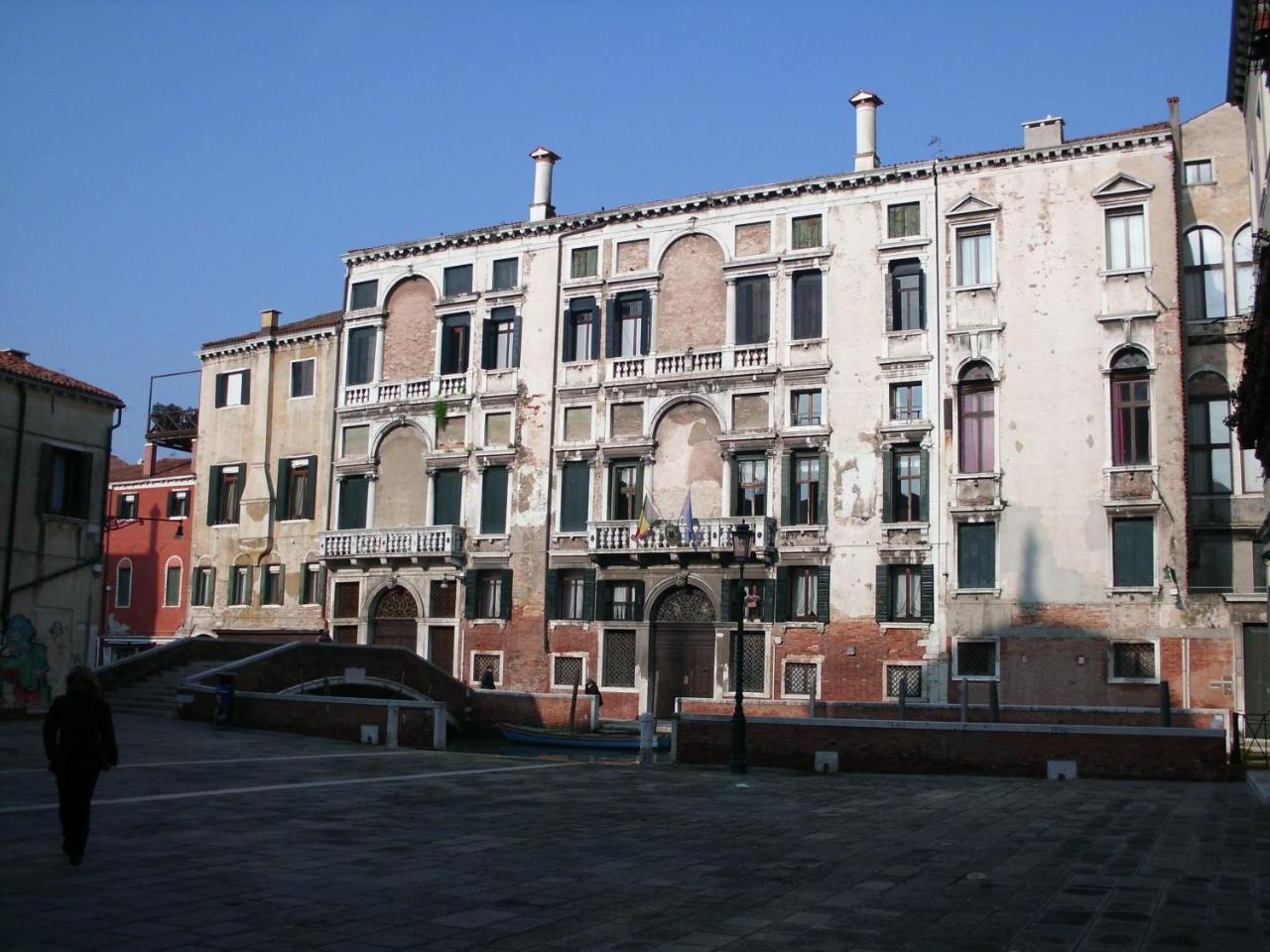Appartamenti Inside Palazzo Foscarini Венеция Екстериор снимка